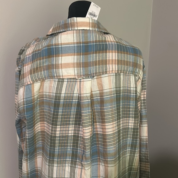 NWT American Eagle button down XS - Picture 7 of 8